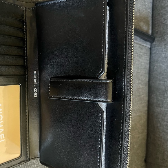 NEW! NWT MICHAEL KORS Double Zip MK Logo Wristlet Wallet Black - Picture 5 of 7